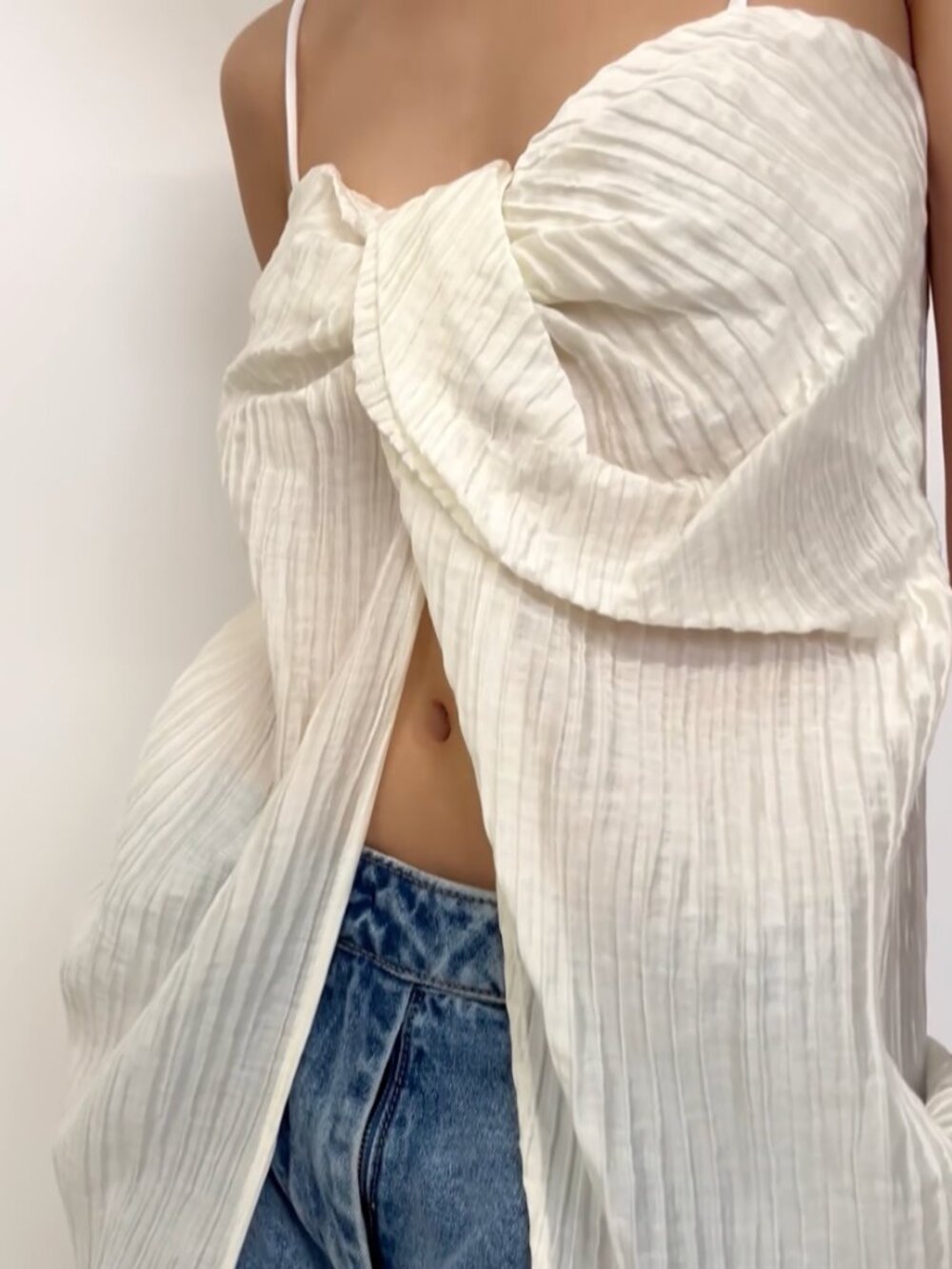 ESTHE Top Never Worn - Picture 2 of 6